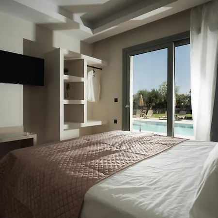Arborea Manor Villa *